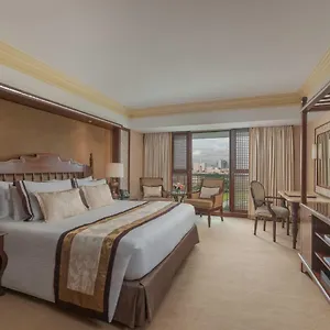 The 5*, Manille Philippines